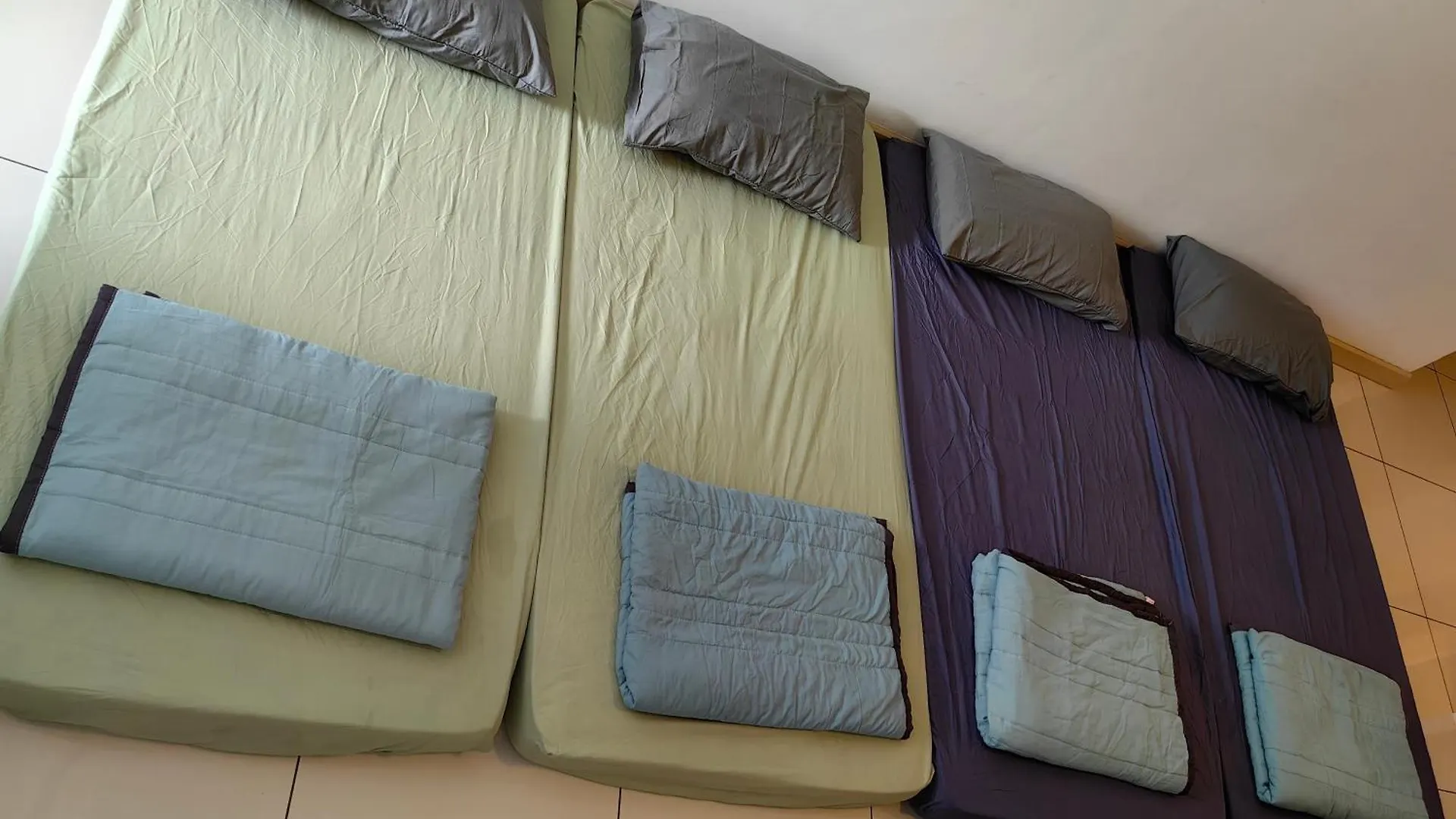 126 Bukit Ceylon 5 Minutes To Jalan Alor Pavilion Bukit Bintang 2R2B 8Pax Kuala Lumpur Apartment